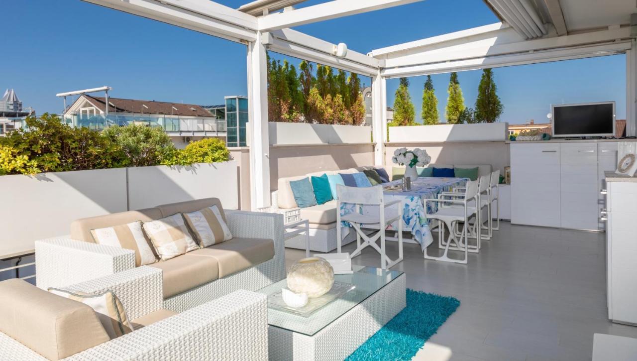 Magnifico Appartamento Dominique Jesolo Lido Carraro Immobiliare - Family Apartments מראה חיצוני תמונה
