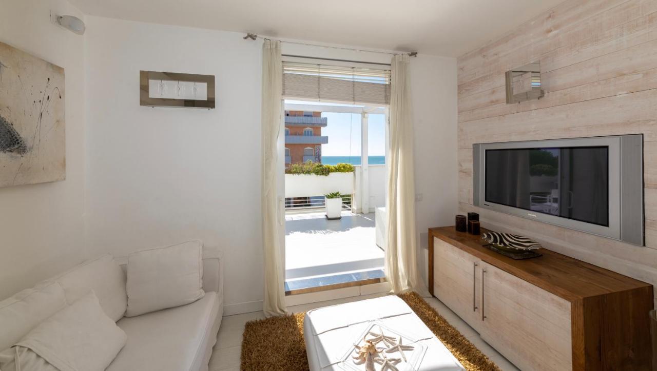 Magnifico Appartamento Dominique Jesolo Lido Carraro Immobiliare - Family Apartments מראה חיצוני תמונה